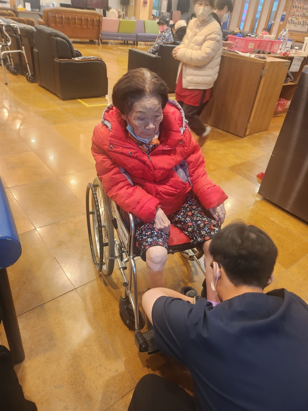 1028738649_A35VxirG_20493617be5a4a3d882c02f6555698169daee36d.jpg 이미지크게보기