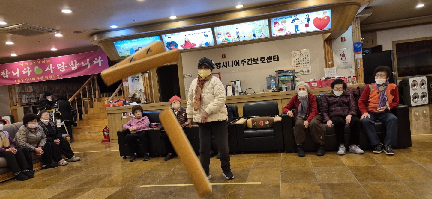 1028738649_WDesaTG9_0a2e0084327a64b6f552dac2492bdaa3c293bab9.jpg 이미지크게보기
