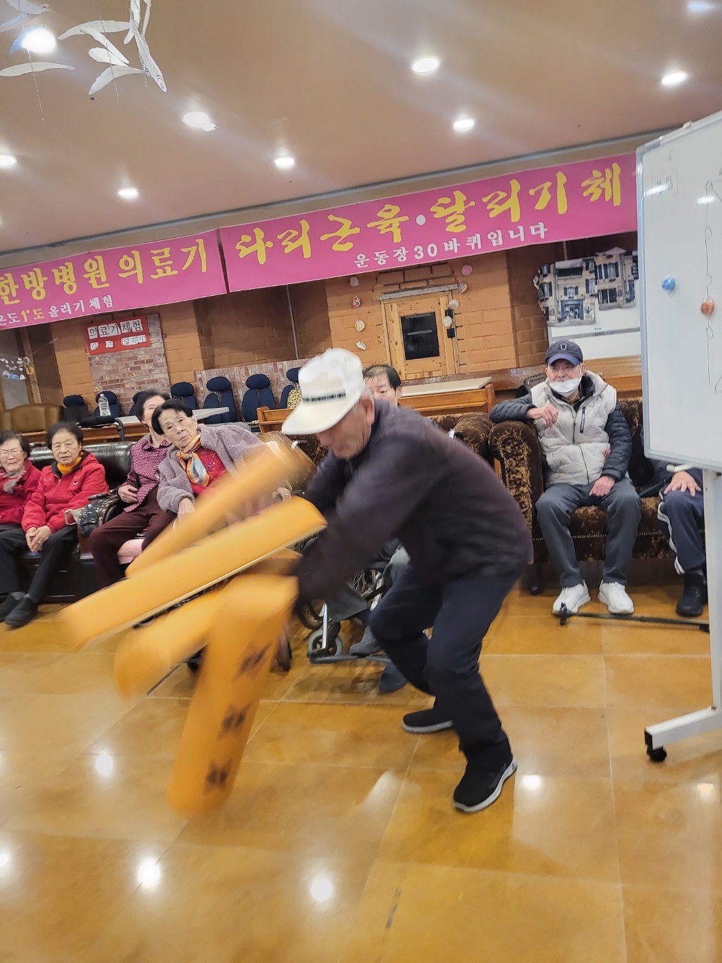 1028738649_fo0hHFBy_da6024253c9c298e12a81c40675f0049165212d8.jpg 이미지크게보기