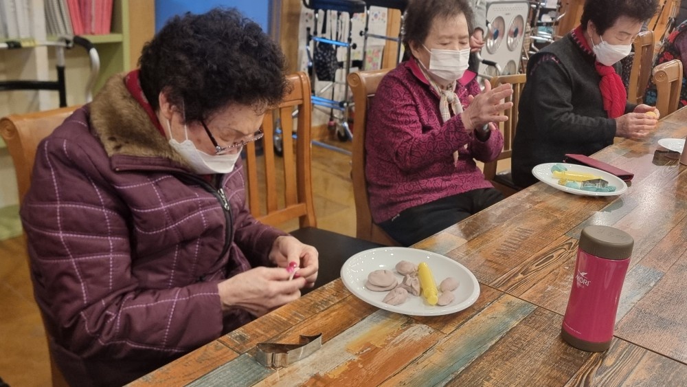 1028738649_rIqbDRuj_6128ce822934d1567b72608f6145b7e5cd19aaa8.jpg 이미지크게보기