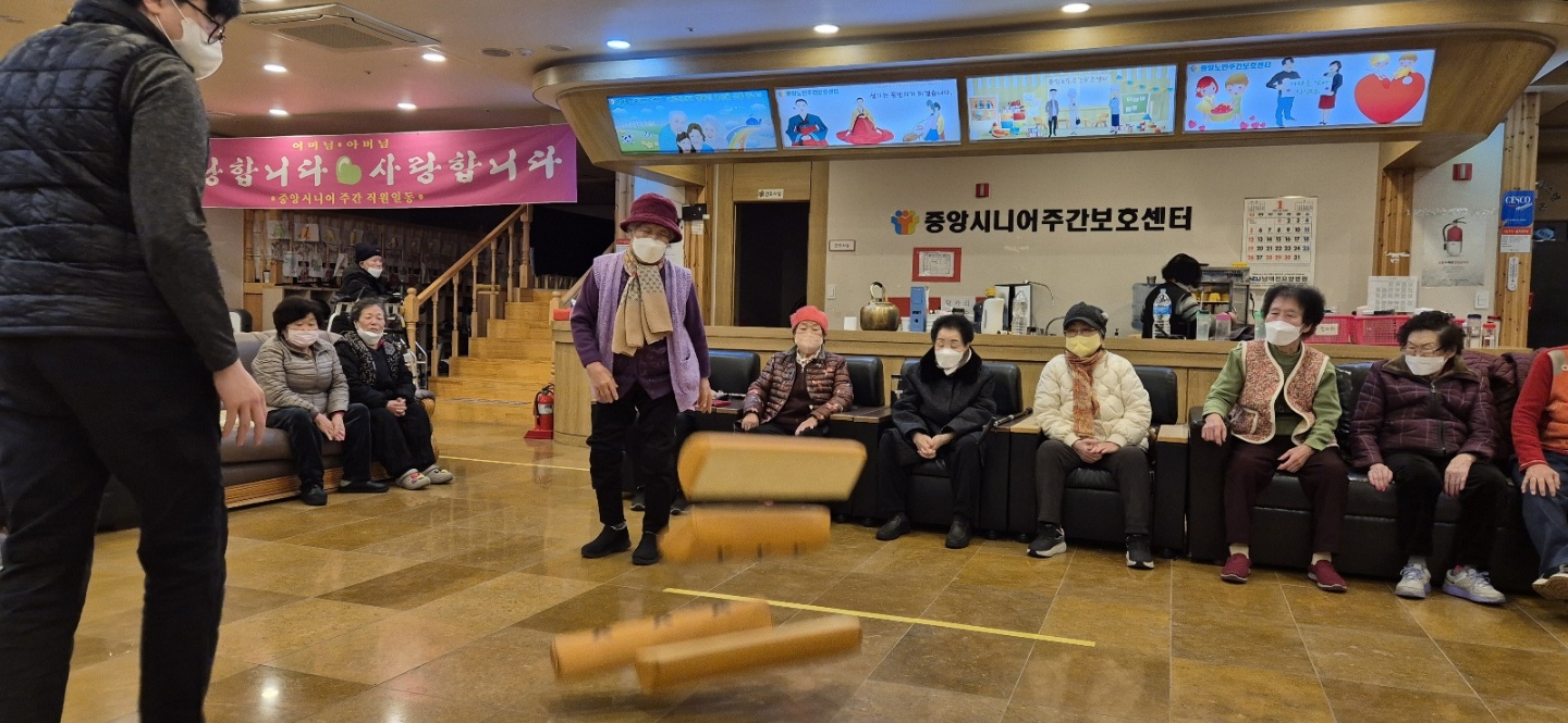 1028738649_s5nf2XZq_87b136f38e4f113c4051892705df015b991e1d6e.jpg 이미지크게보기