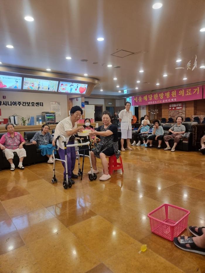 3695294320_biNst35v_14723b68ff70febffdf029b09482214bf0d3024a.jpg 이미지크게보기